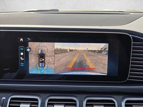 New 2026 Mercedes-Benz GLS 450 4MATIC image 12