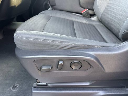 Used 2025 Chevrolet Silverado 1500 LT Trail Boss w/ Protection Package image 18