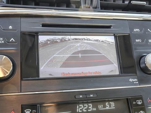 Used 2014 Toyota Avalon Limited image 5