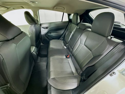 Used 2024 Subaru Crosstrek 2.0i Premium image 27