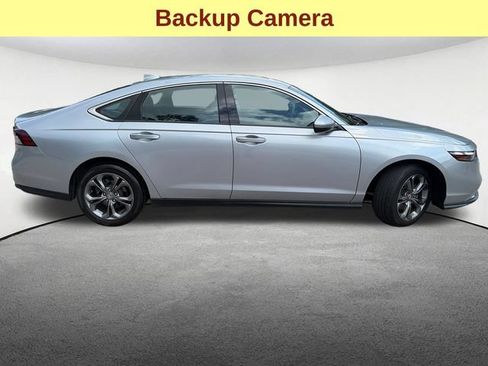 Used 2023 Honda Accord EX image 11