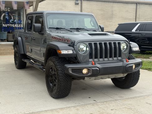 Used 2021 Jeep Gladiator Mojave w/ Trailer Tow Package AWD/4WD image 3