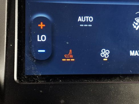 Used 2024 Ford Edge SEL AWD/4WD image 15