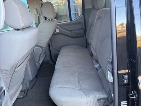 Used 2006 Nissan Frontier SE w/ (P01) Power Pkg image 9