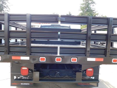 Used 2019 Ford F450 XL image 3