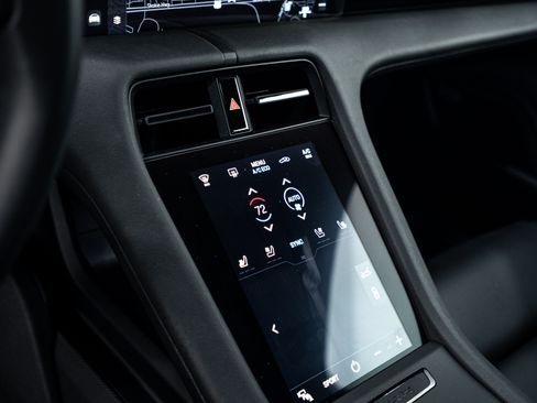 Certified 2023 Porsche Taycan image 18