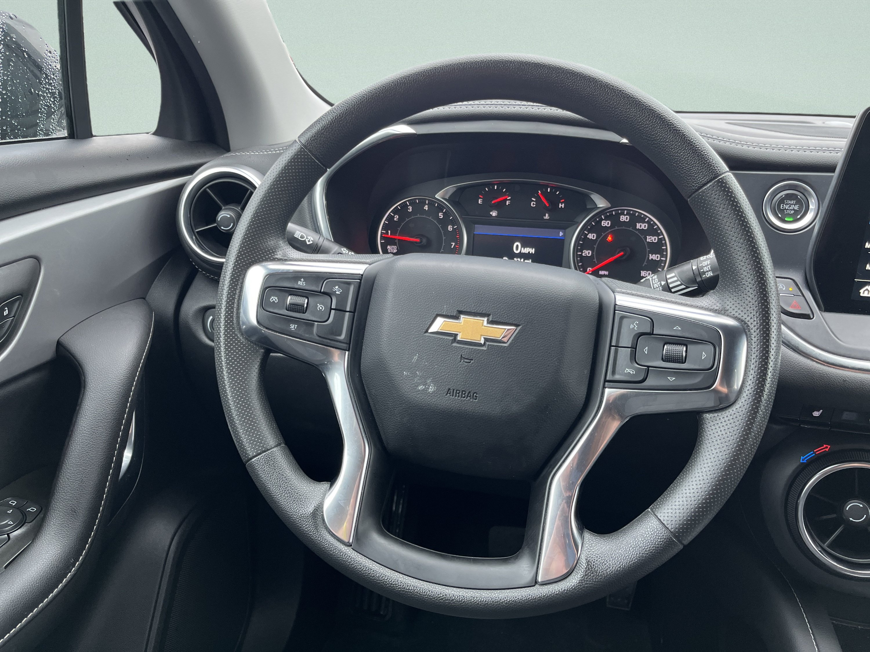 Used 2025 Chevrolet Blazer LT AWD/4WD image 25