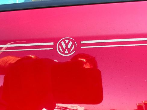 Used 2014 Volkswagen Beetle 2.5 FWD image 8
