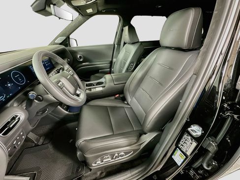 New 2027 Hyundai Palisade Calligraphy FWD image 16