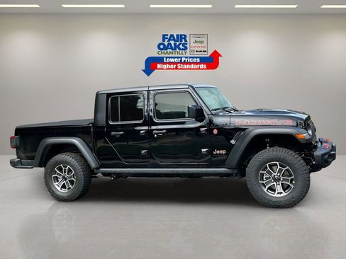New 2025 Jeep Gladiator Mojave w/ Steel Bumper Group image 7