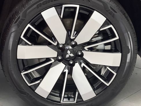 Used 2025 Mitsubishi Outlander SE AWD/4WD image 73