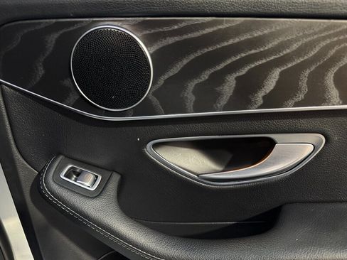 Used 2017 Mercedes-Benz C 300 Sedan image 36