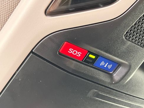 Certified 2024 Subaru Outback Premium AWD/4WD image 36
