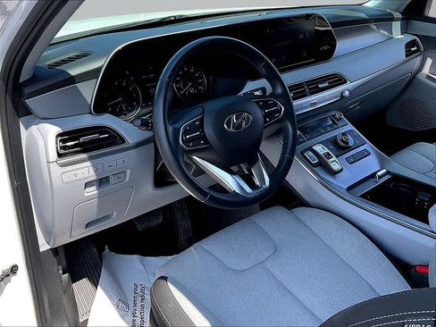 Used 2022 Hyundai Palisade SEL w/ Convenience Package FWD image 17