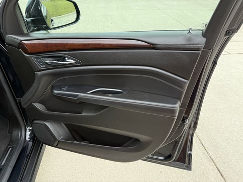 Used 2014 Cadillac SRX Performance w/ Driver Awareness Package image 28