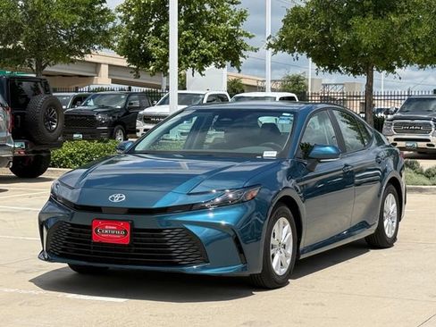 Used 2026 Toyota Camry LE w/ Convenience Package FWD image 7