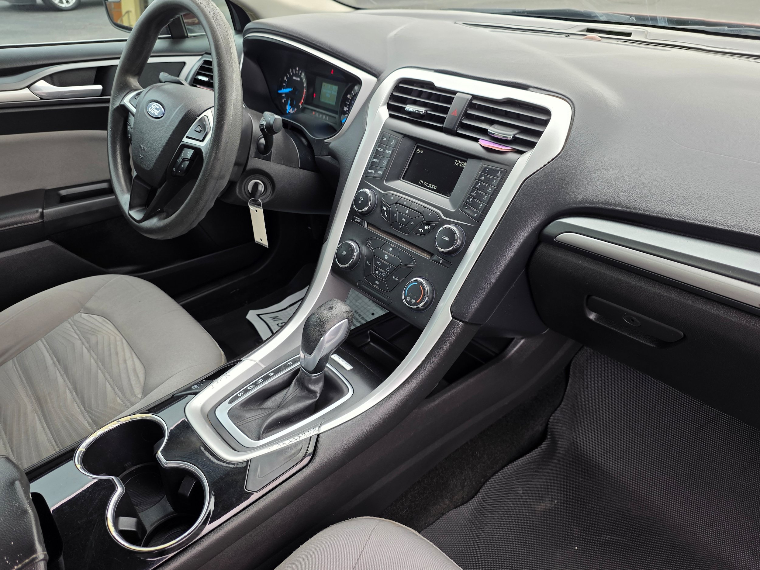 Used 2016 Ford Fusion S FWD image 27