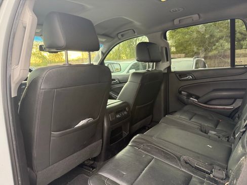 Used 2018 GMC Yukon SLT image 11