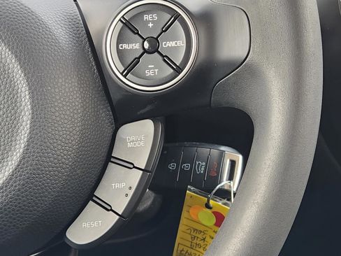 Used 2019 Kia Soul image 22