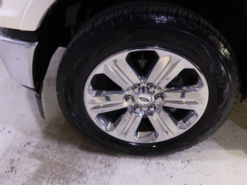 Used 2018 Ford F150 Lariat image 9