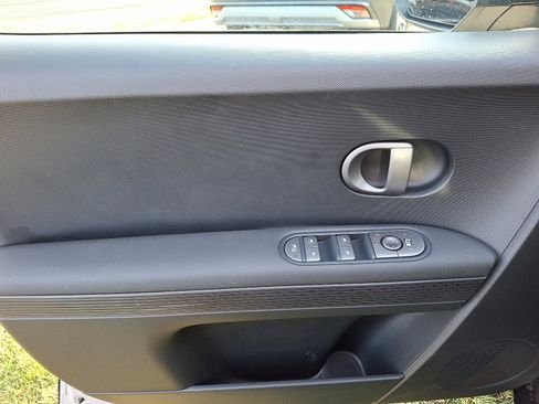 New 2026 Hyundai Ioniq 5 SEL image 8