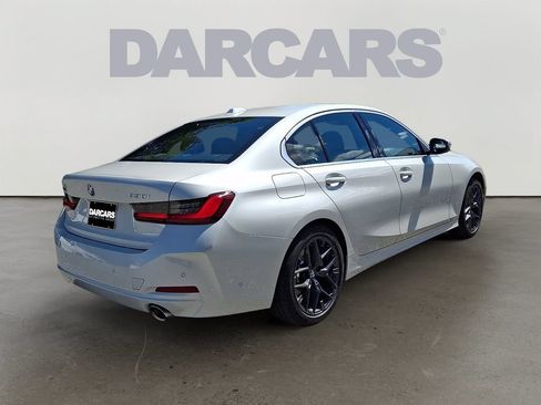 Certified 2025 BMW 330i xDrive Sedan w/ Convenience Package AWD/4WD image 7