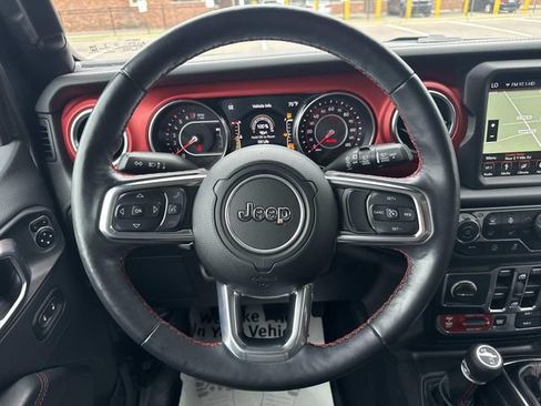 Used 2019 Jeep Wrangler Unlimited Rubicon AWD/4WD image 34
