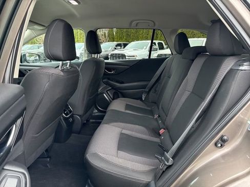 Used 2024 Subaru Outback Premium image 19