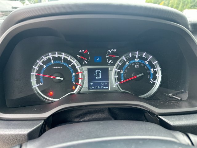 Used 2014 Toyota 4Runner Limited AWD/4WD image 20