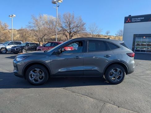 Used 2025 Ford Escape ST-Line image 7