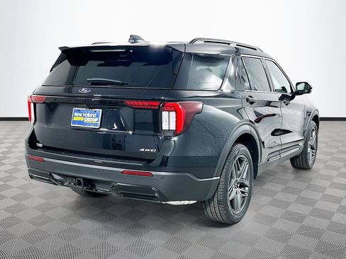 New 2026 Ford Explorer ST-Line w/ ST-Line Street Pack AWD/4WD image 7