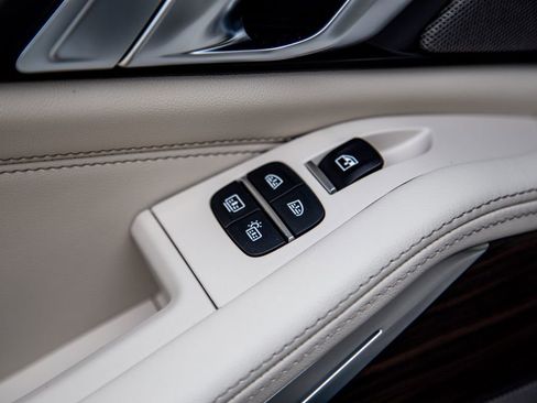 New 2026 BMW X7 xDrive40i w/ Executive Package AWD/4WD image 23