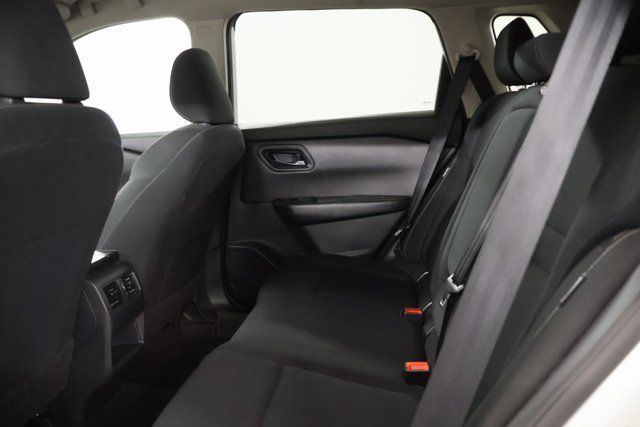 Used 2024 Nissan Rogue S AWD/4WD image 30