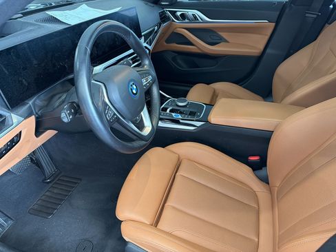 Used 2023 BMW i4 eDrive40 w/ Premium Package RWD image 3