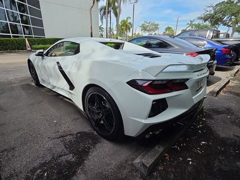 Used 2023 Chevrolet Corvette Stingray Premium Conv w/ Z51 Performance Package RWD image 8