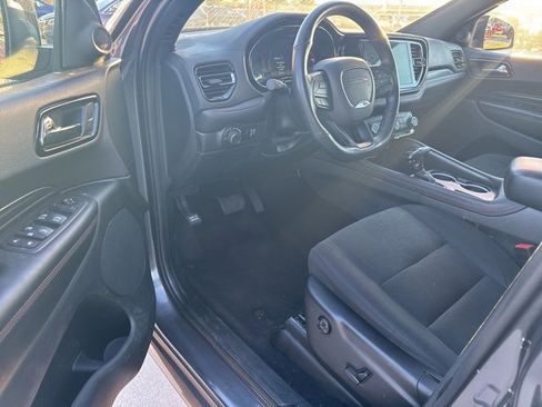 Used 2025 Dodge Durango GT image 11