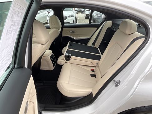 Used 2024 BMW 330i Sedan w/ Convenience Package RWD image 29