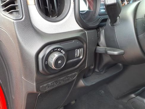 Used 2024 Jeep Wrangler Sport S image 18