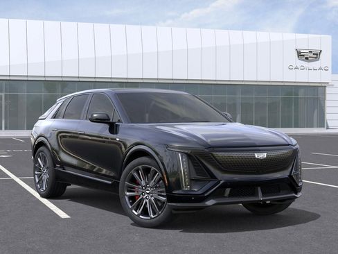 New 2026 Cadillac Lyriq V w/ Exterior Carbon Fiber Package image 7