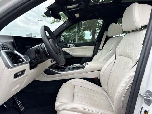 Certified 2023 BMW X7 xDrive40i w/ Executive Package AWD/4WD image 13