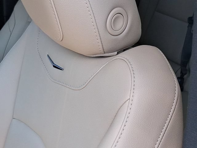Certified 2024 Cadillac XT4 Luxury w/ LPO, Floor Liner Package FWD image 20