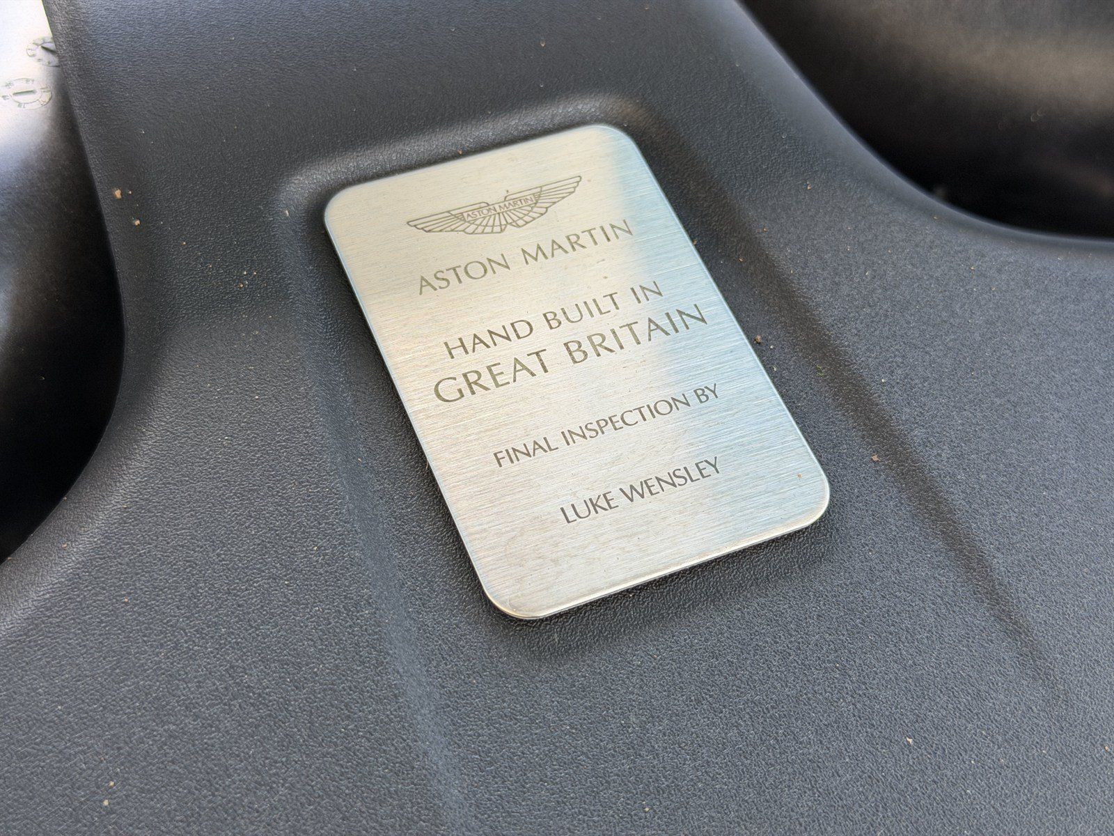 Used 2023 Aston Martin V8 Vantage Coupe RWD image 21