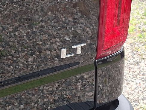 Used 2024 Chevrolet Silverado 1500 LT Trail Boss AWD/4WD image 30