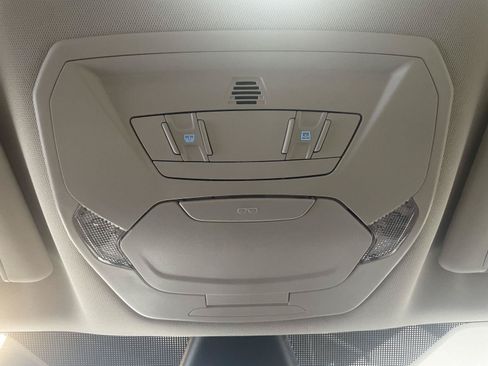 Used 2018 Ford Escape Titanium w/ Ford Safe & Smart Package AWD/4WD image 31