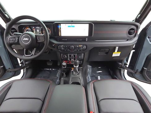 New 2026 Jeep Wrangler Unlimited Rubicon AWD/4WD image 35