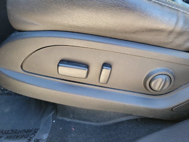 Certified 2017 Buick Enclave Leather AWD/4WD image 16