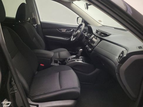 Used 2018 Nissan Rogue SV FWD image 21