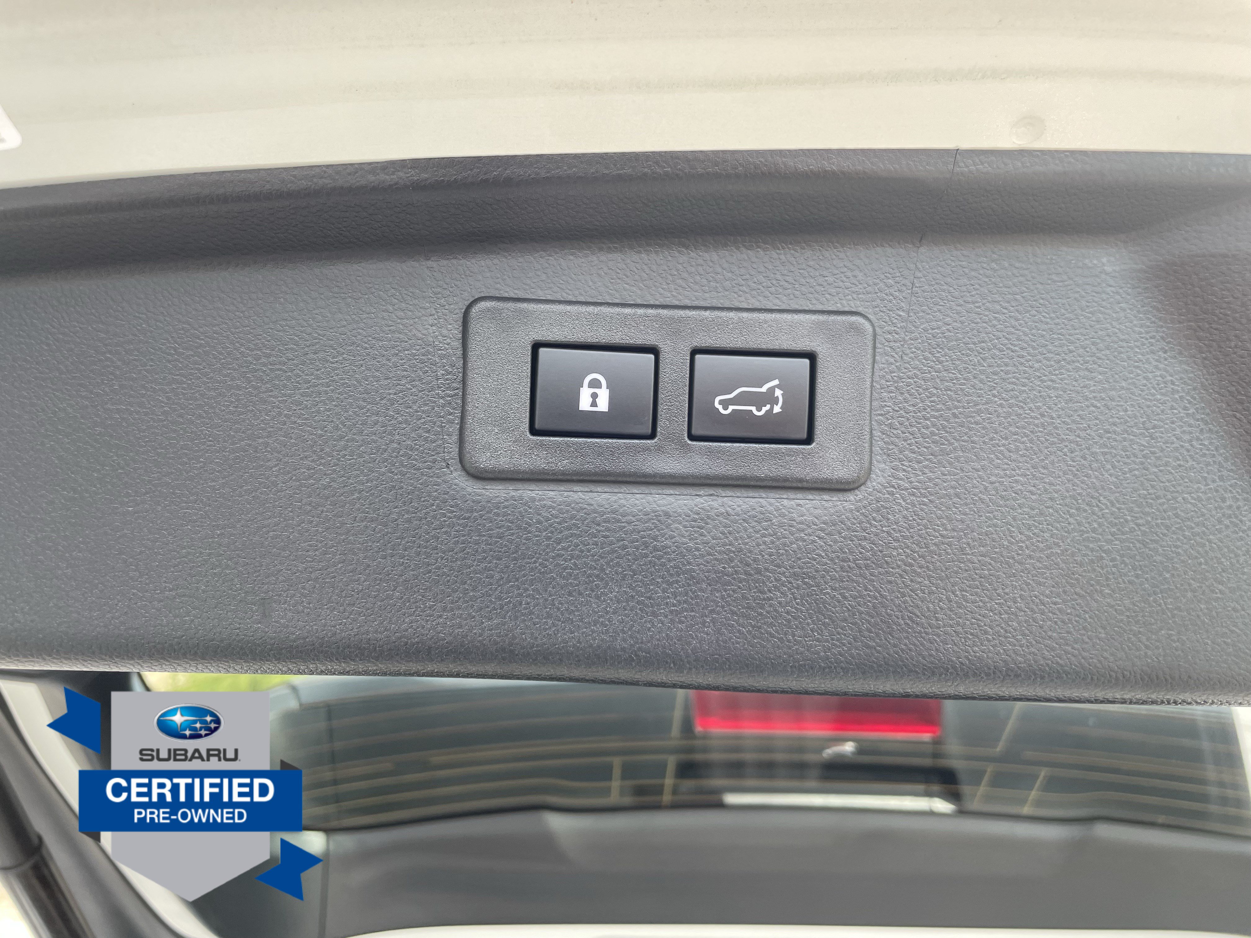 Used 2025 Subaru Outback Onyx Edition XT AWD/4WD image 12