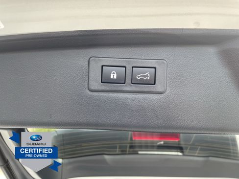 Used 2025 Subaru Outback Onyx Edition XT AWD/4WD image 12