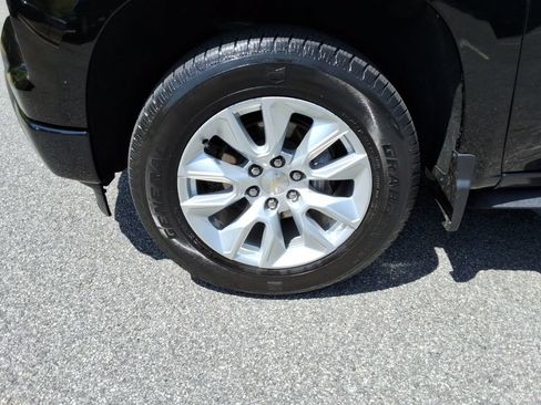 Certified 2024 Chevrolet Silverado 1500 Custom w/ LPO, Dark Essentials Package AWD/4WD image 10
